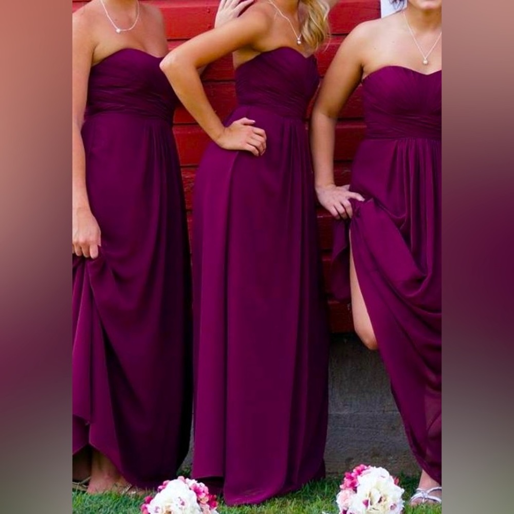 Strapless maroon formal prom dress